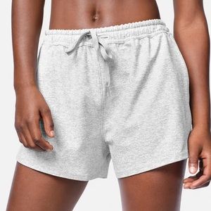 Outdoor Voices Sunday Shorts 3” Dove S